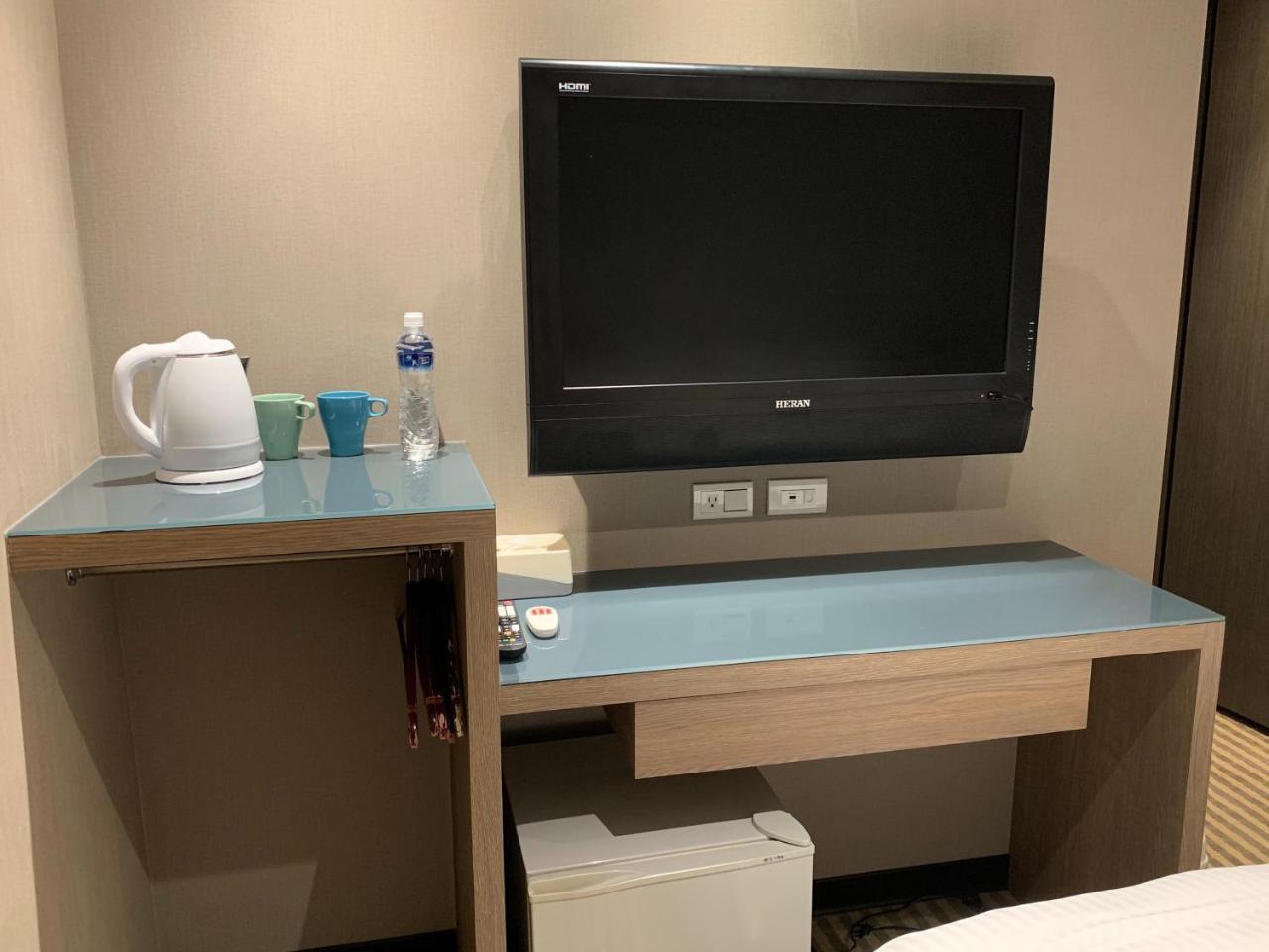 媞婭行旅 Teeya Apt تايبيه المظهر الخارجي الصورة